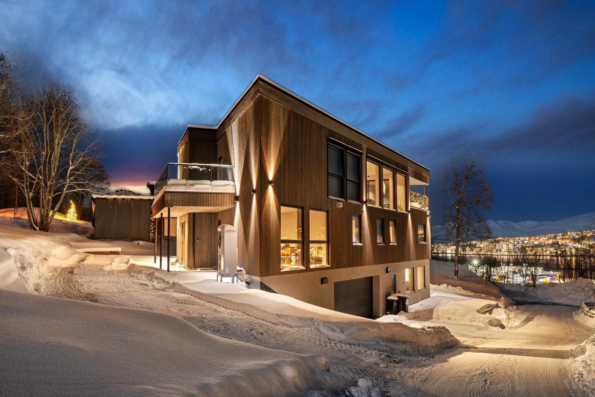 Arctic Homes - The View Tromsø Extérieur photo